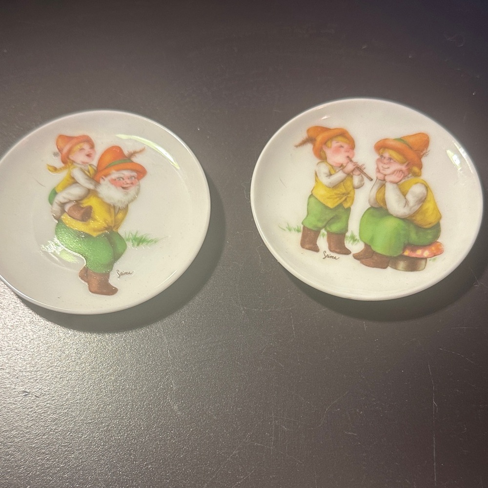 Vintage Gnome Decorative Mini Plates
